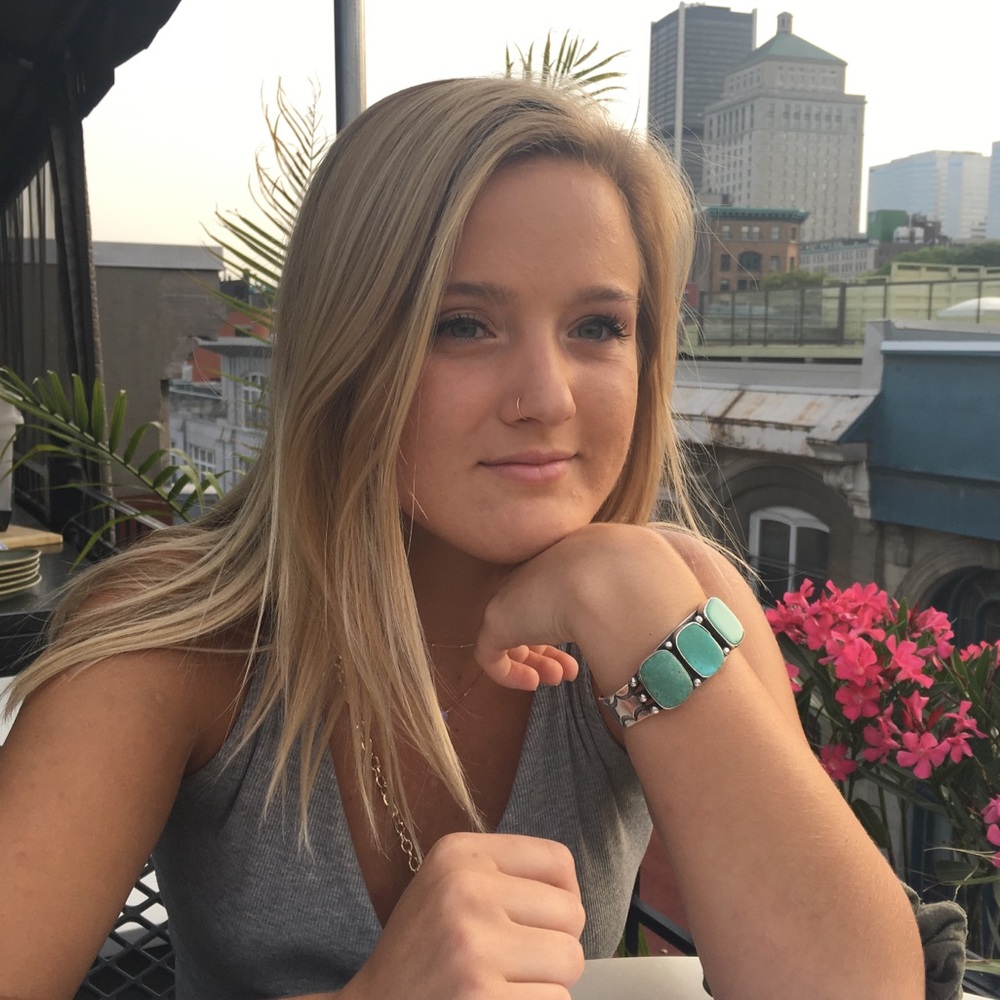 Meet your Posher, Isabella